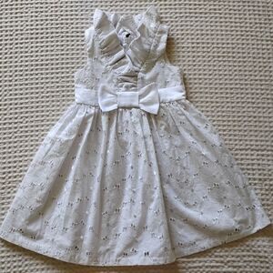 Iris & Ivy White Floral Lace Dress with Bow